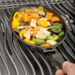 Napoleon Gusseiserne Pfanne Mit Untersetzer 14 Napoleon Gusseiserne Pfanne Mit Untersetzer -Deutschland Garten Schatten Verkaufs-Shop 3920501305 Gusseiserne Pfanne mit Untersetzer 06 40426