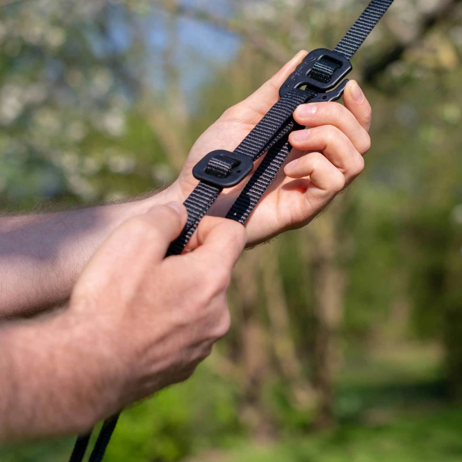 LA SIESTA Singe-Reisehängematte Colibri 3.0, Palm, Nylon, Bis 180 Kg, Reißfest, Leicht 7 LA SIESTA Singe-Reisehängematte Colibri 3.0, Palm, Nylon, Bis 180 Kg, Reißfest, Leicht – Bild 7